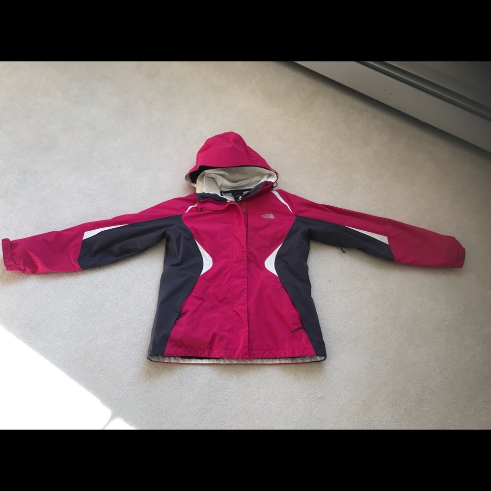 Women’s Northface Hyvent Winter/ski coat